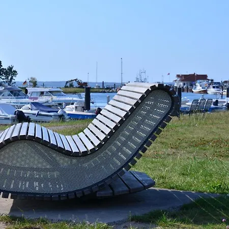 Reetferienhaus - Hafen Lägenhet