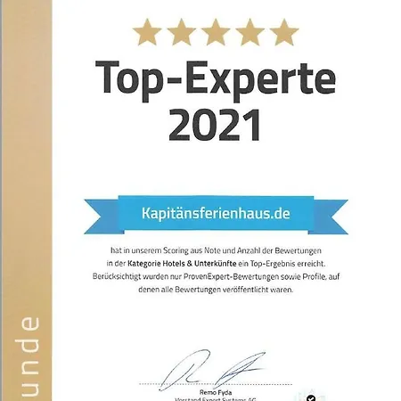 Reetferienhaus - Hafen Lägenhet