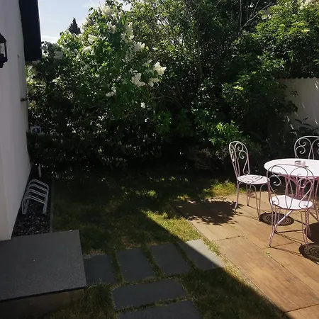 Reetferienhaus - Hafen Lägenhet *