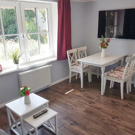 Reetferienhaus - Hafen